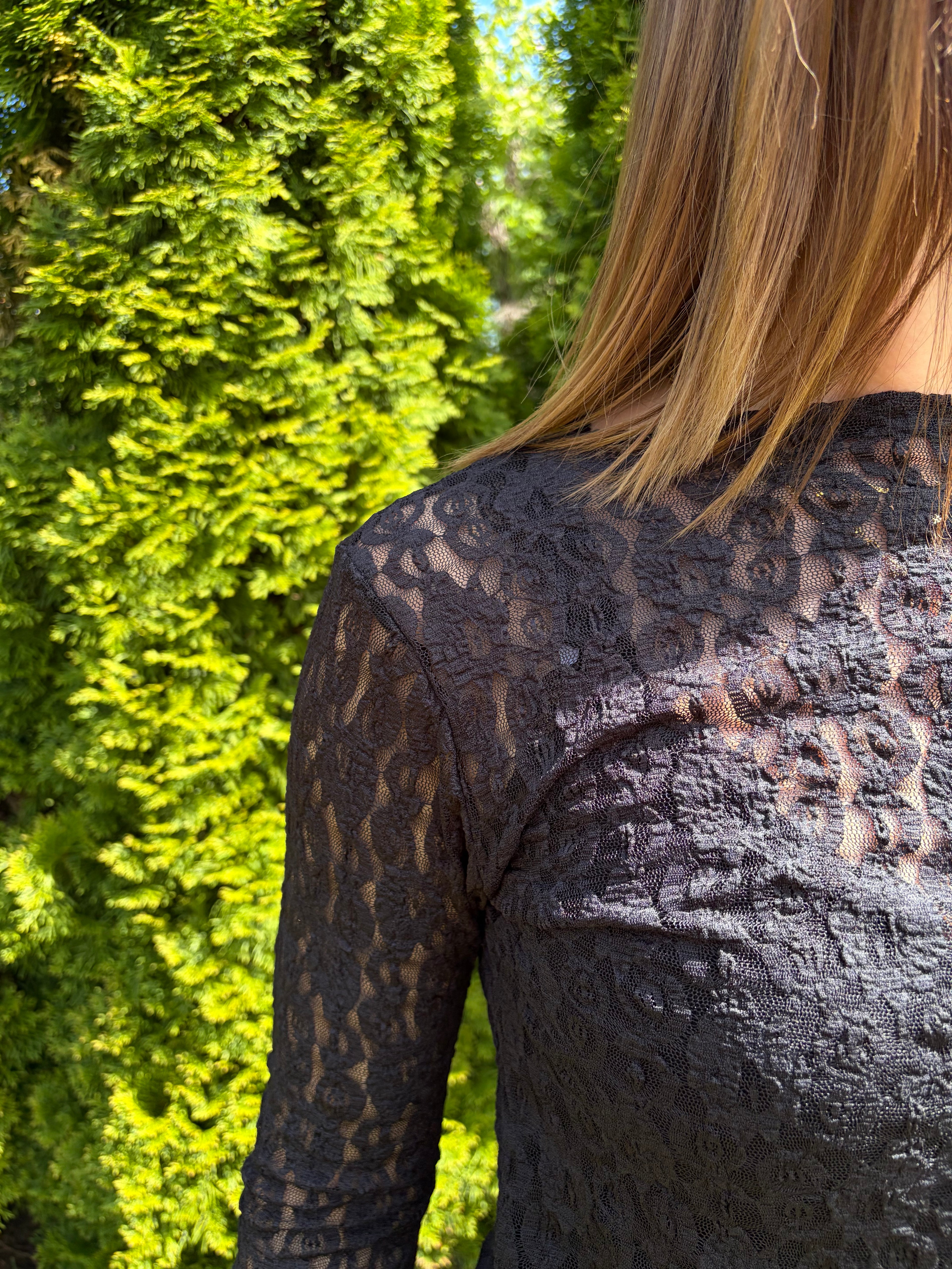 Spitzen Longsleeve 'Black'