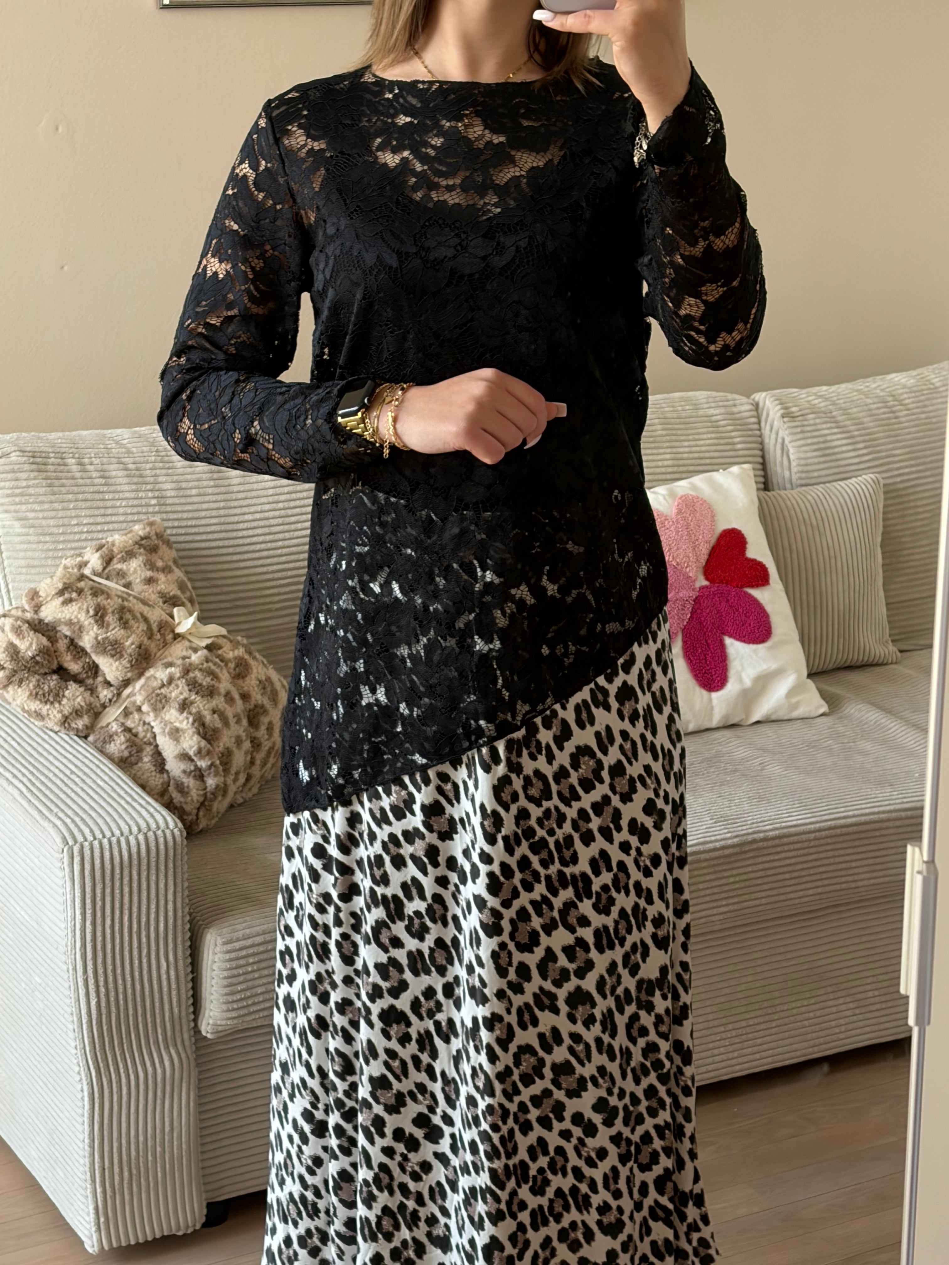 Spitzen Longsleeve 'NOIR'